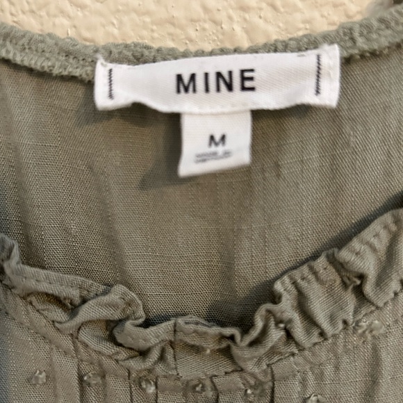 Dainty Sage green tank top - Picture 3 of 5